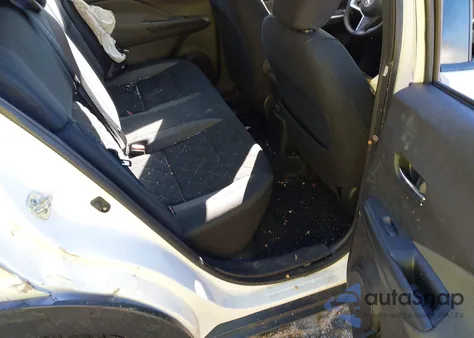 2020 Nissan Kicks Sv Xtronic Cvt z USA, uszkodzony, nr VIN 3N1CP5CV3LL536626